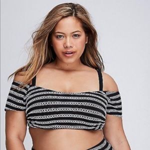 Cacique Off the shoulder Bandeau Swim Top